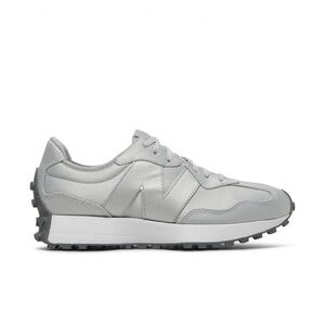 New Balance Women's Light Gray Sneakers